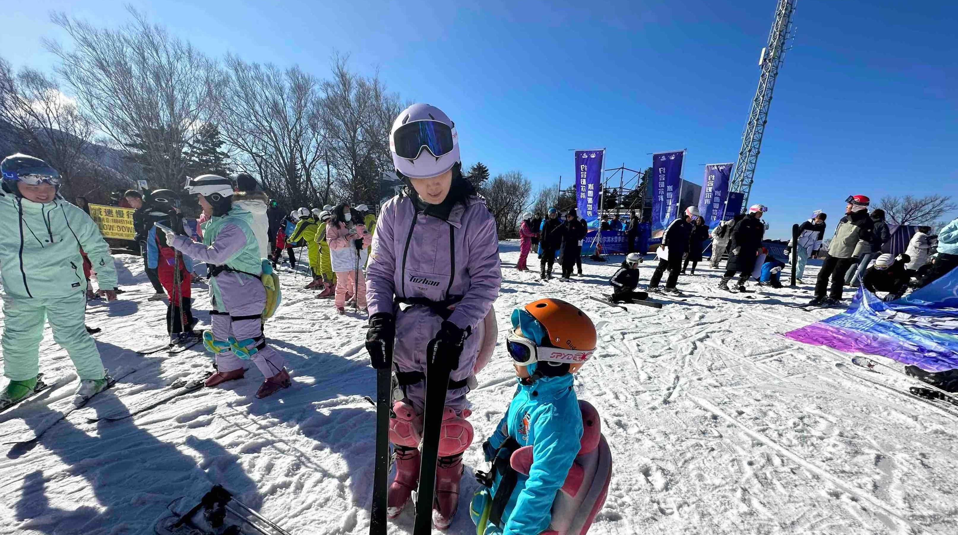 할빈 빙설 인기 지속... 전국 관광객 북상 붐 이어가