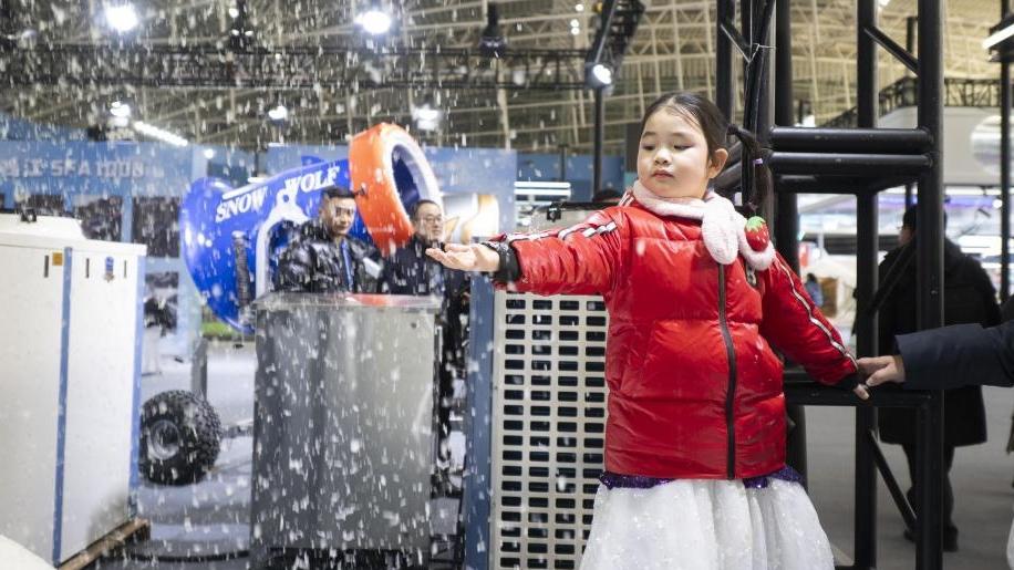 '얼음도시' 할빈, 빙설경제의 새로운 기회 이끌다